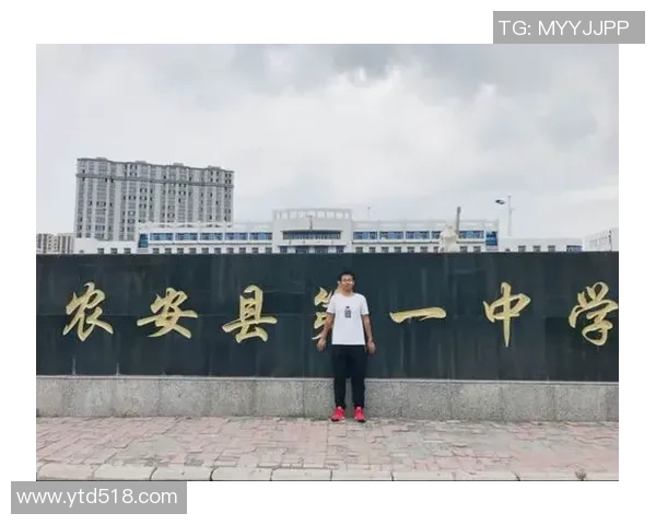 专访王娜：探索足球背后的成功秘诀与成长之路