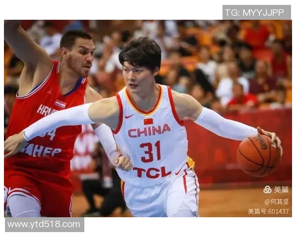 洲际杯回顾：上海篮球队球员个人能力的精彩展现与分析