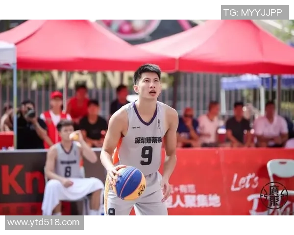 深圳篮球队在邀请赛中以90分稳居积分榜首位展现强劲实力