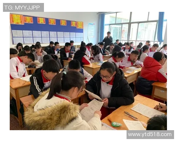 足球温小明的成长之路与梦想追逐的精彩故事 足球温小明的成长之路与梦想追逐的精彩故事